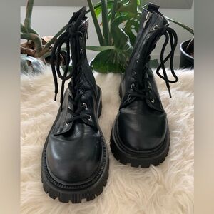 Women’s Black Ankle Boots size 6
